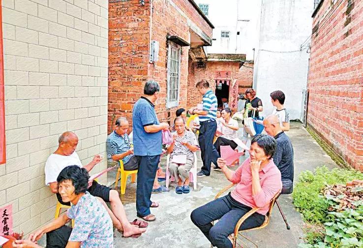 2025年天天彩免费大全亦4949澳门精准免费大全彩票下载详细解答、解释与落实、科学解答解释落实
